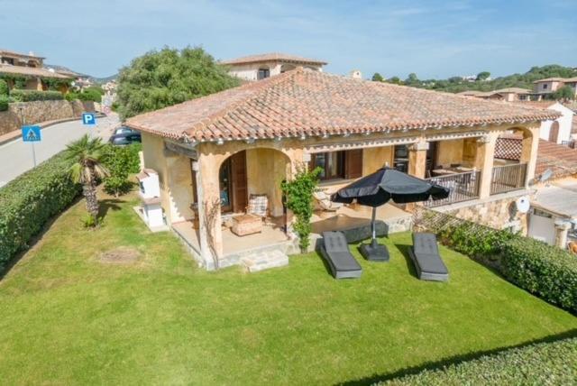 Villa Mansion On The Hill Olbia Exterior foto