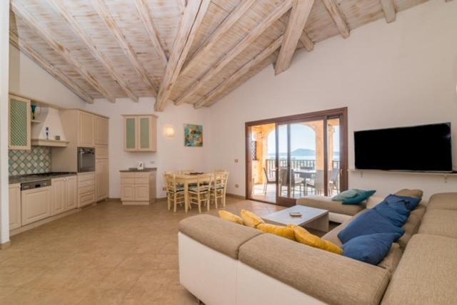 Villa Mansion On The Hill Olbia Exterior foto
